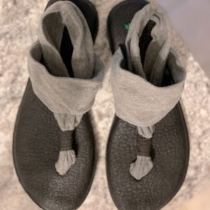 Sanuk sandals